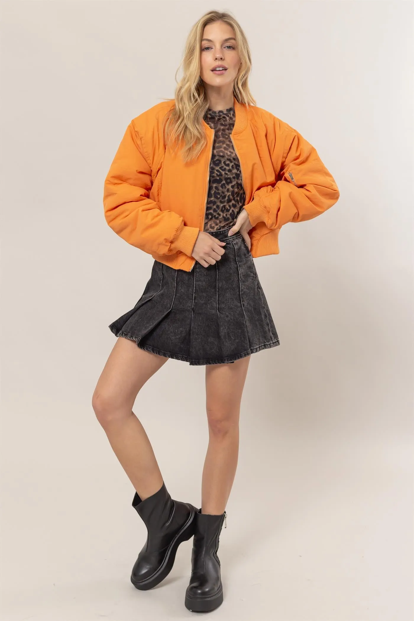 HF24E735-Ruched Bomber Puffer Jacket