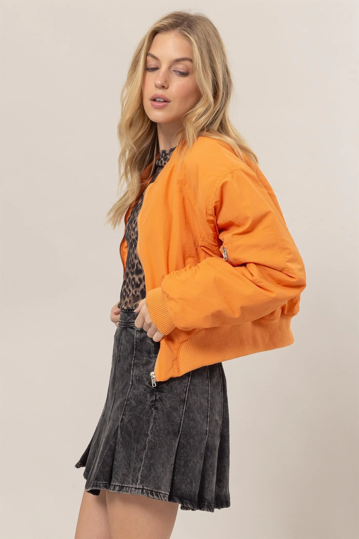 HF24E735-Ruched Bomber Puffer Jacket