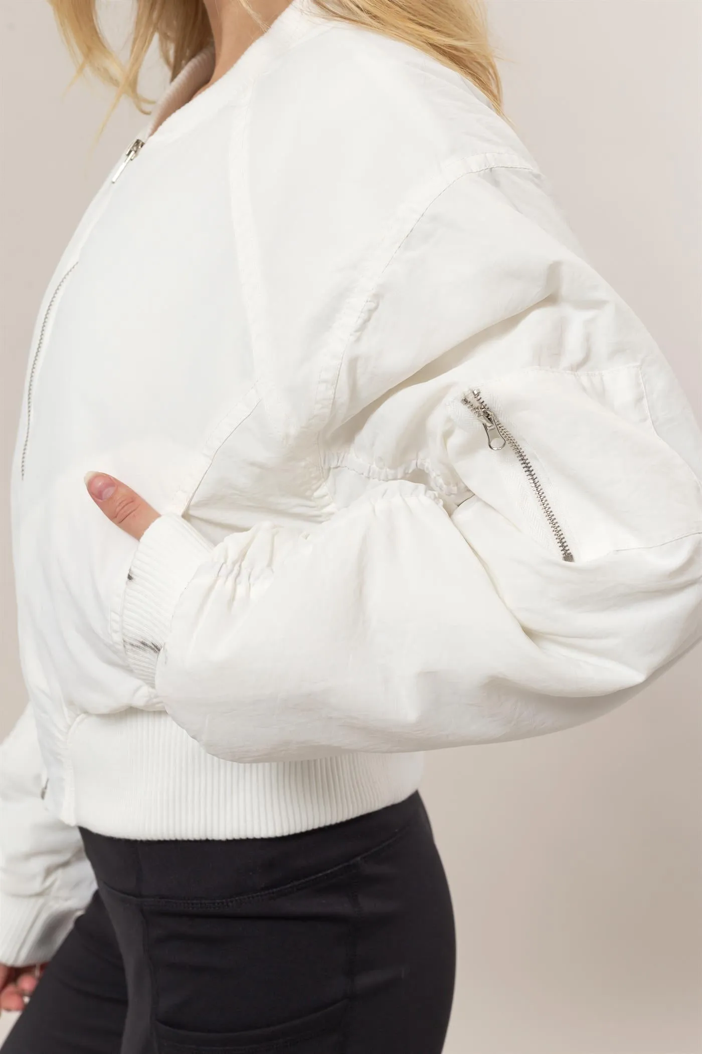 HF24E735-Ruched Bomber Puffer Jacket